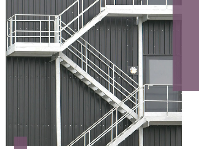 Изготовление и монтаж пожарных лестниц в Ейске быстро и надежно