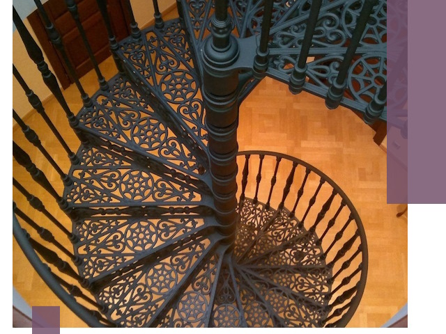 Винтовые лестницы под ключ в Ейске: производство и монтаж