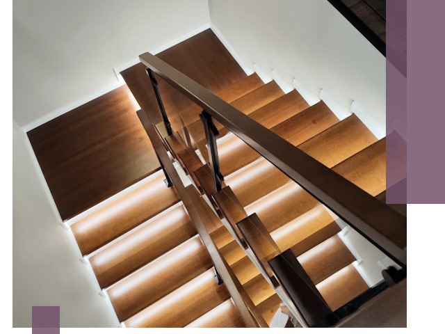 Изготовление П-образных лестниц под ключ в Ейске