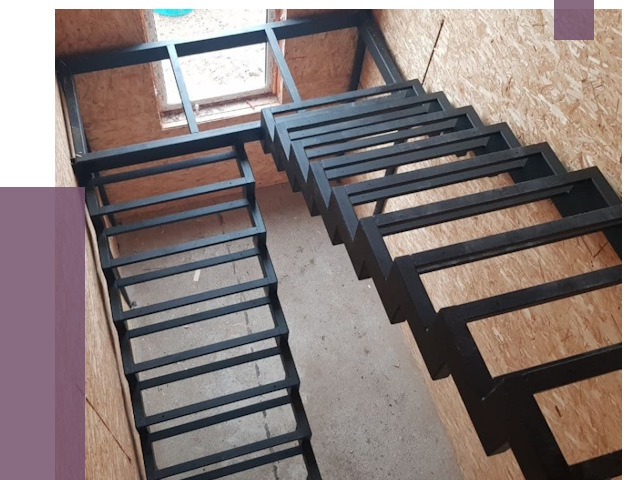 Демонтаж лестниц на металлокаркасе в Ейске от 7420 руб. за м²