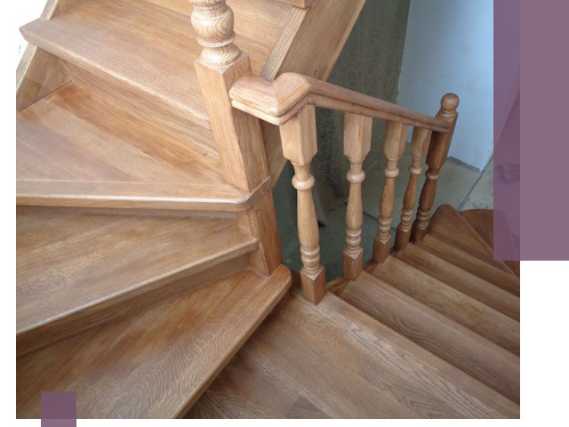 Дубовые лестницы под ключ в Ейске: изготовление и монтаж