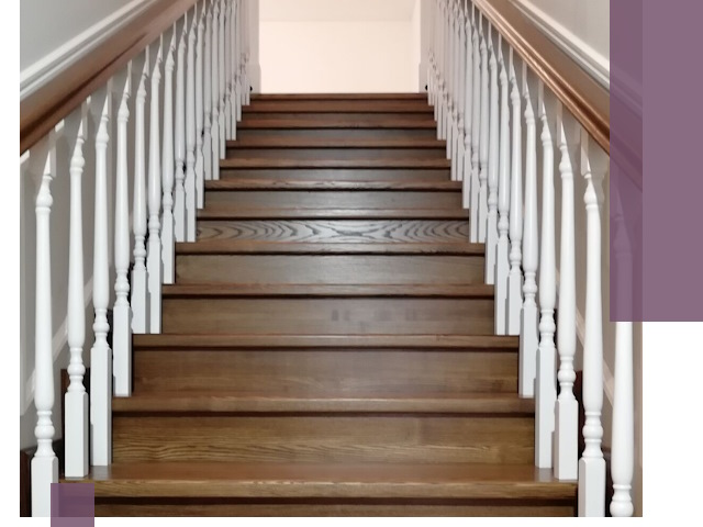 Лестницы из ясеня на заказ в Ейске — изготовление и монтаж