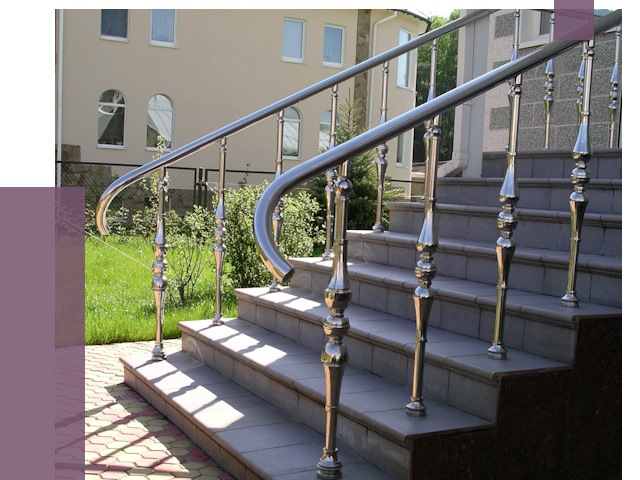 Перила для крыльца в Ейске от 10821 руб. — монтаж ПРОЛЁТ-Еск