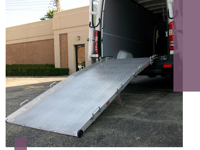 Мобильные пандусы в Ейске — производство, монтаж и аренда