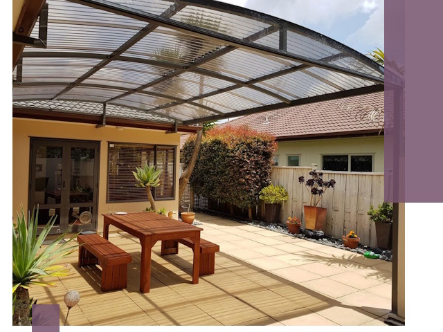 Навесы во двор под ключ в Ейске — изготовление и монтаж