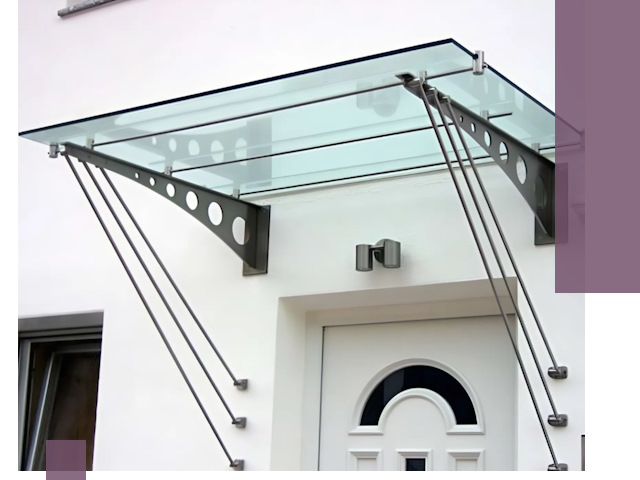 Козырьки над входом под ключ в Ейске — изготовление и монтаж