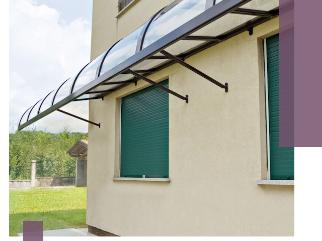 Козырьки над окнами в Ейске — изготовление и монтаж по выгоде