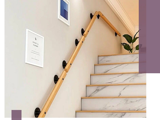 Поручни металлические и деревянные под ключ в Ейске