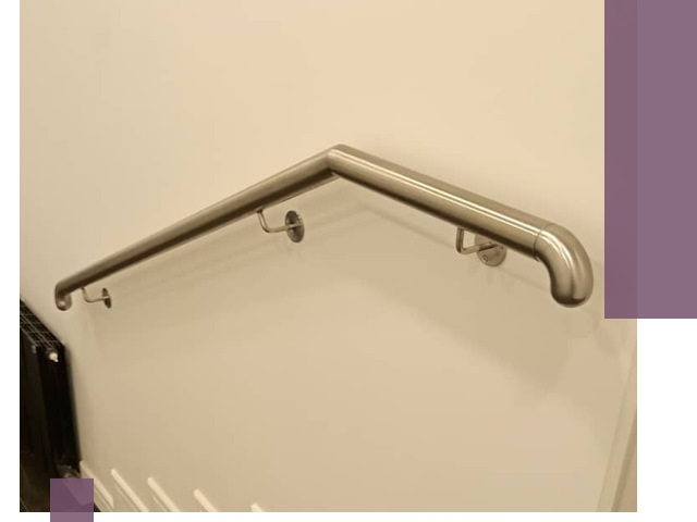 Изготовление пристенных поручней в Ейске под ключ за сроки